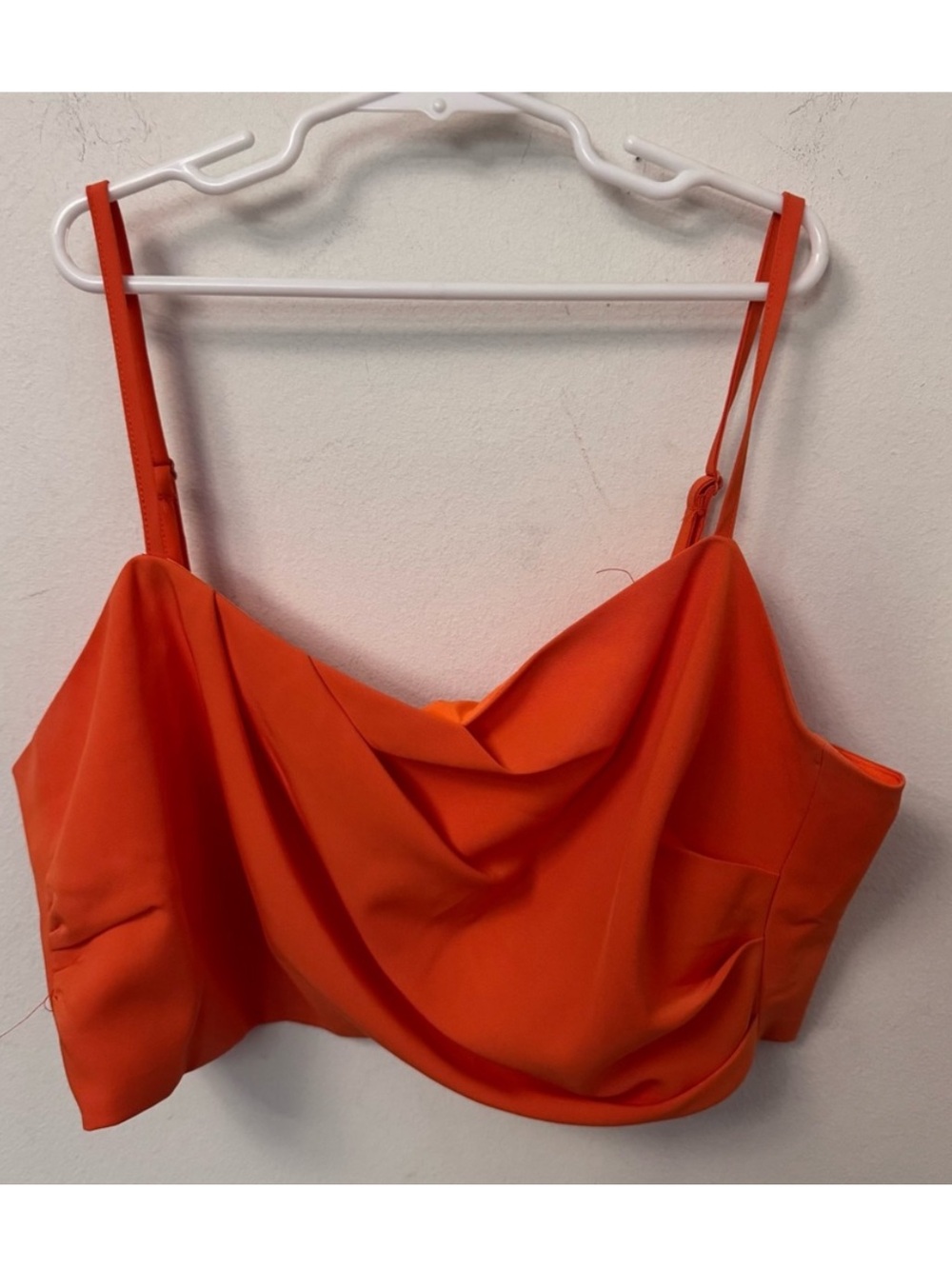 House of Harlow 1960 Orange Satin Cowl Neck Crop Cami Size L